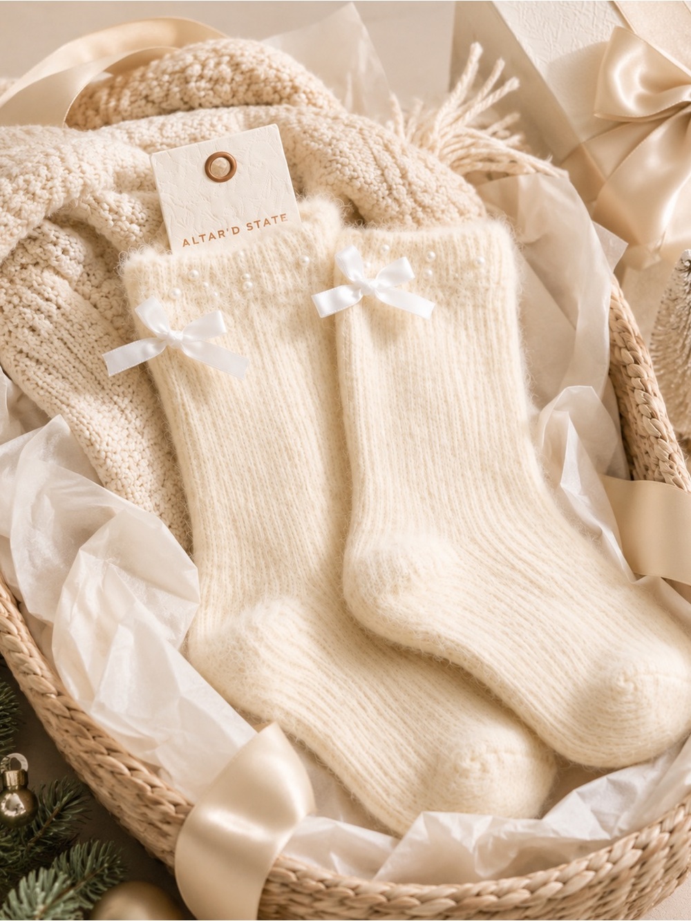 Altar’d State Ivory Pearl Bow Fuzzy Crew Socks NWT Cozy Gift (1 Pair) - Picture 4 of 5